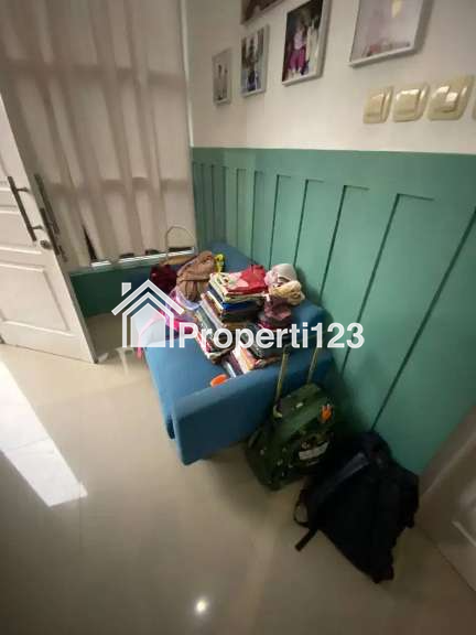 DIJUAL RUMAH SIAP HUNI FULL FURNISH 10 MENIT DARI TOLL SAWANGAN - 3