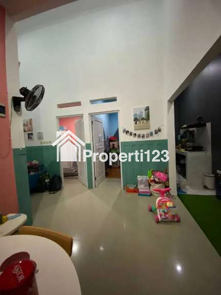 DIJUAL RUMAH SIAP HUNI FULL FURNISH 10 MENIT DARI TOLL SAWANGAN - 6