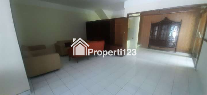 RUMAH VIEW TAMAN DAN PLAYGROUND LINGKUNGAN SEJUK ASRI DAN TENANG DI ARCAMANIK BANDUNG - 2