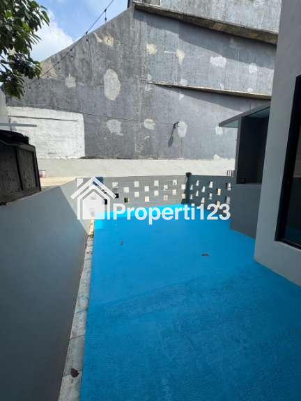 Rumah second terawat di Poin Mas Depok - 4