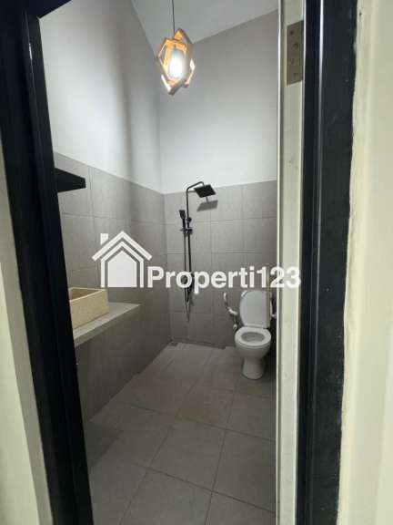 Rumah second terawat di Poin Mas Depok - 6