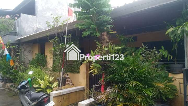 BU Rumah second dalam perumahan Koppasus Sukatani Tapos Depok - 2