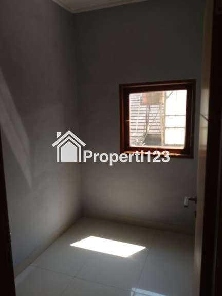 DI SEWA RUMAH DI DE GREEN GRANDE RESIDENCE CIWASTRA - 2