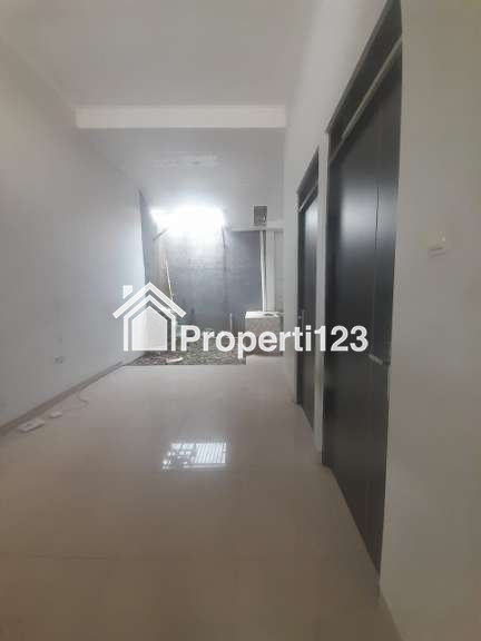 Dijual Rumah Lelang di Komplek Malakasari Residence - 6