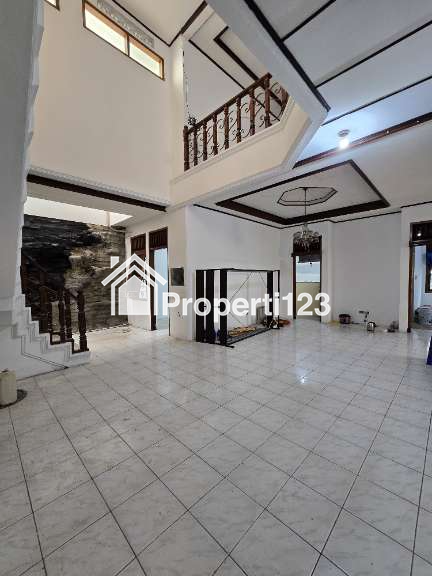 Rumah lama cocok untuk kosan di Cempaka Putih Jakpus - 6