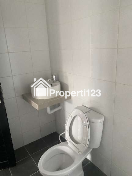 Disewakan Rumah di Jl. Rsia Jatisampurna - 5
