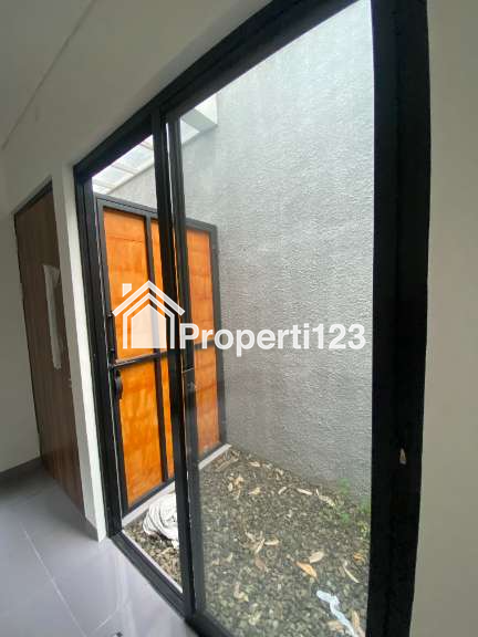 Disewakan Rumah di Jl. Rsia Jatisampurna - 19