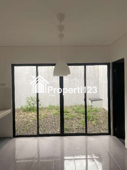 Disewakan Rumah di Jl. Rsia Jatisampurna - 8