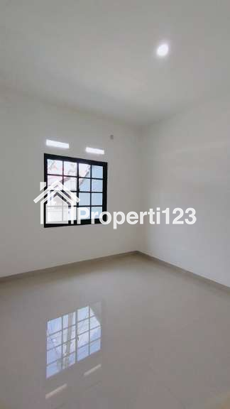 Rumah baru siap huni di Villa Dago Pamulang - 8