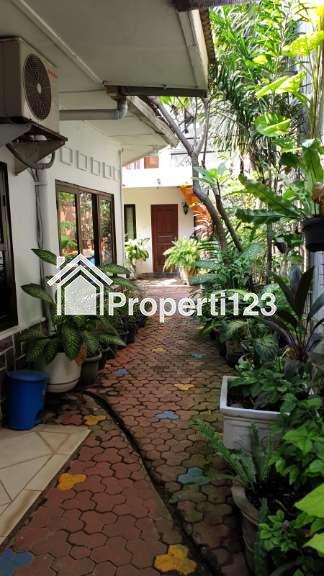 DIJUAL Rumah di Jl. Yusuf Adiwinata Menteng Jakarta - 6