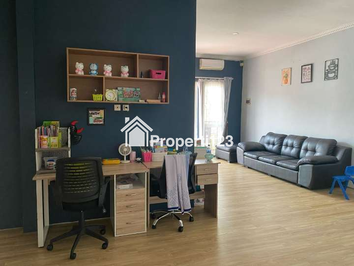 Dijual Rumah Full Furnished Siap Huni Lokasi Perumahan Diamond Park Residence Bypass Juanda Sidoarjo - 4