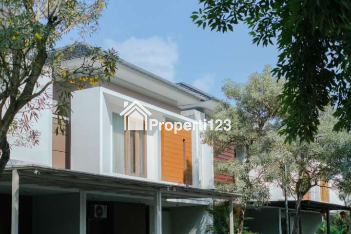 10 Menit Kampus UGM, Jalan Lebar, Hunian Bergaya Minimalis Elegan - 3