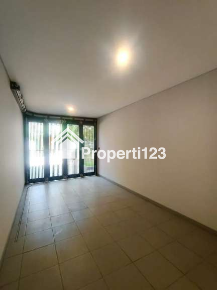 DI JUAL RUMAH MEWAH DI CHERRYFIEL LOKASI STRATEGIS - 4