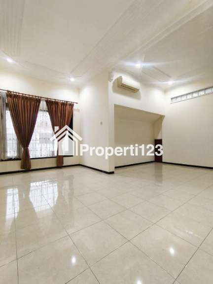 *Murah Dibawah Pasaran‼️* Rumah Siap Huni, Nyaman  Di Grand Deltasari Waru Sidoarjo - 9