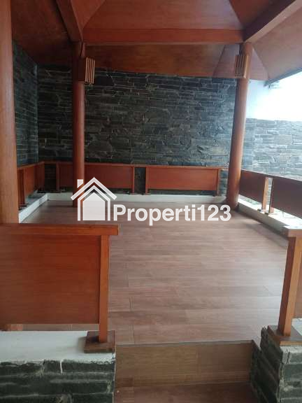 RUMAH FULL FURNISH VIEW KOTA BANDUNG  DENGAN SWIMMING POOL DI RESORT DAGO PAKAR - 11