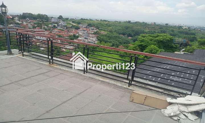 RUMAH FULL FURNISH VIEW KOTA BANDUNG  DENGAN SWIMMING POOL DI RESORT DAGO PAKAR - 15
