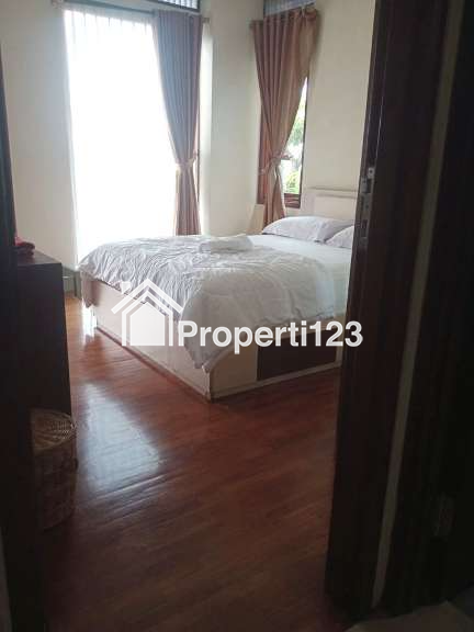 RUMAH FULL FURNISH VIEW KOTA BANDUNG  DENGAN SWIMMING POOL DI RESORT DAGO PAKAR - 7
