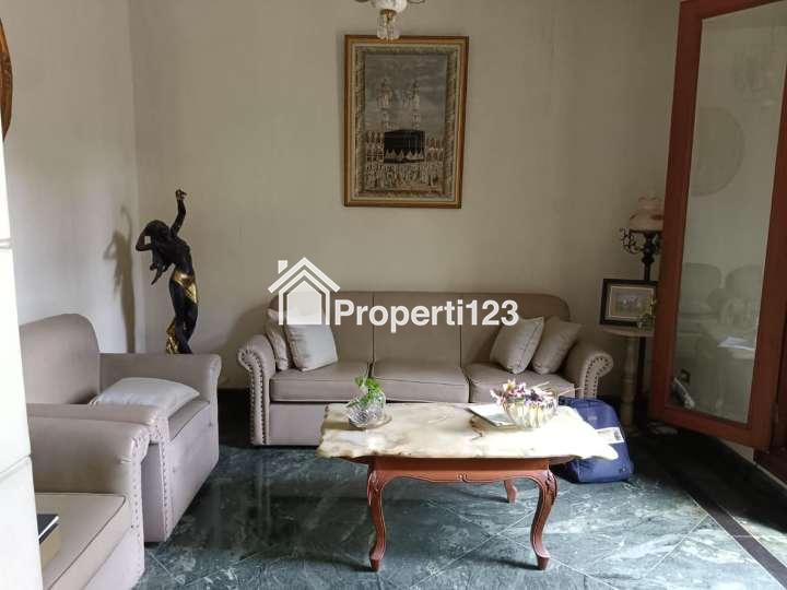 Rumah Hadap Taman Dijual di Duren Tiga Jakarta Selatan - 7