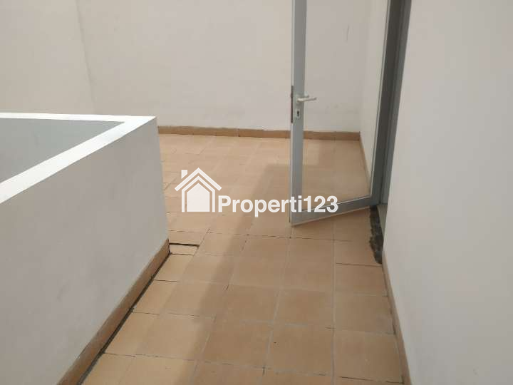 Town House WKR Resort Pondok Gede - 8