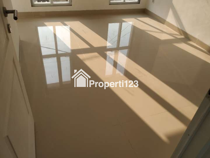 Town House WKR Resort Pondok Gede - 3
