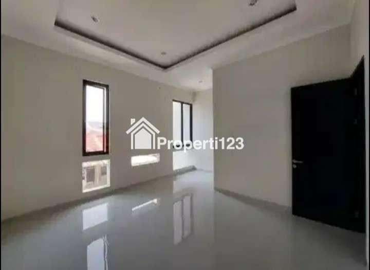 Rumah Baru Minimalis Modern Lokasi Strategis Klampis Semolo Sukolilo Surabaya - 5