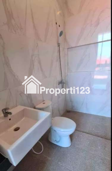 Rumah Baru Minimalis Modern Lokasi Strategis Klampis Semolo Sukolilo Surabaya - 4