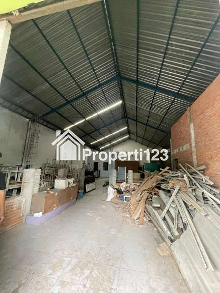 Disewakan Gudang di Kepanjen - 3