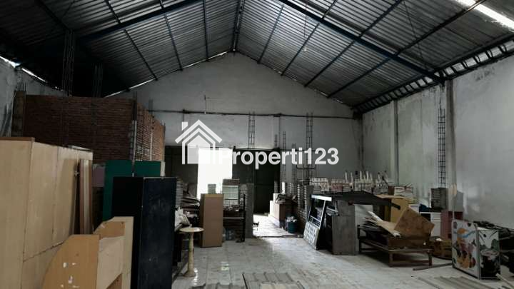 Disewakan Gudang di Kepanjen - 2