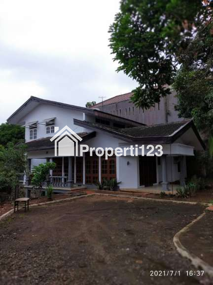 Rumah Pekarangan Luas Tanah 996 meter Pondok Labu Jakarta Selatan - 1