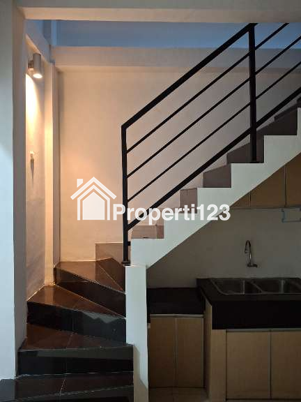 Sewa Rumah Nyaman & Strategis - 5