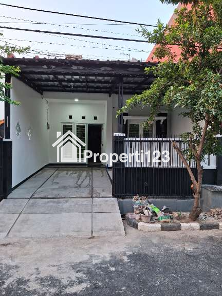 Sewa Rumah Nyaman & Strategis - 11