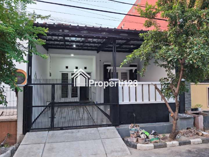 Sewa Rumah Nyaman & Strategis - 10