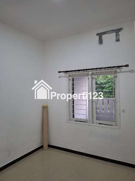 Sewa Rumah Nyaman & Strategis - 15