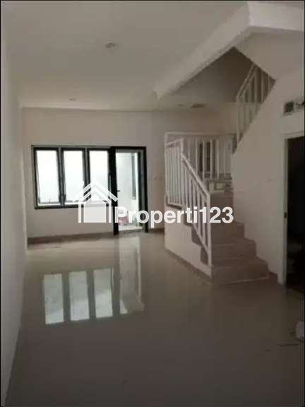 Rumah 2 lantai minimalis modern elegan di cipinang jakarta - 4