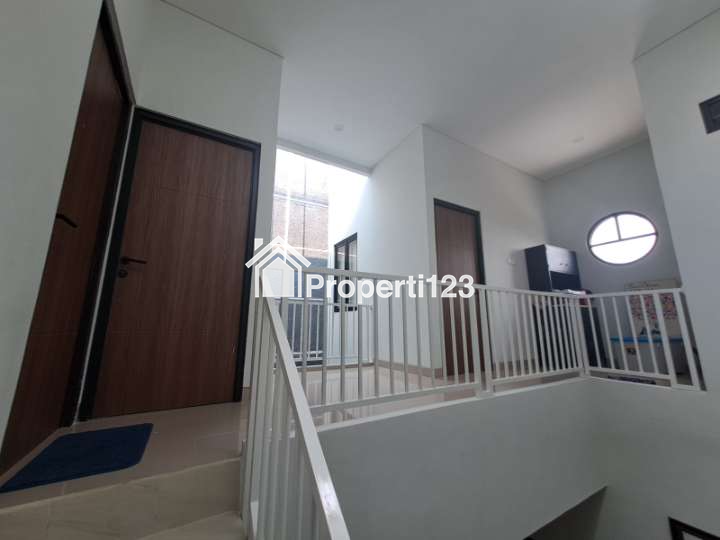 Rumah Furnished Bebas Banjir Siap Huni Mustikajaya Bekasi - 7