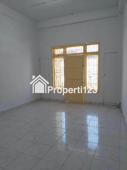 Dijual Ruko 3 Lt di Medan Binjai KM 7 depan kodam - 7