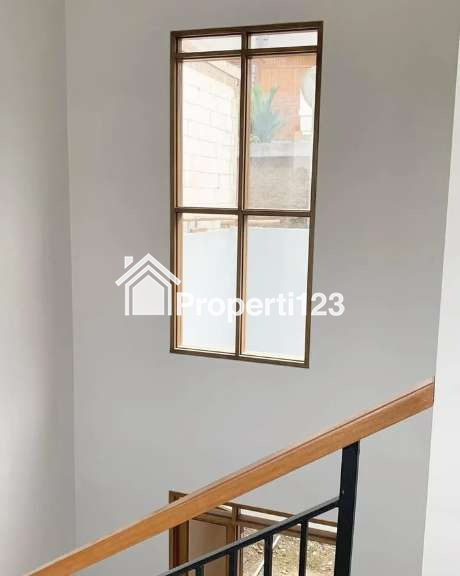 DI JUAL RUMAH STRATEGIS DI KOTA BANDUNG CIWARUGA - 5