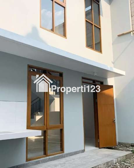 DI JUAL RUMAH STRATEGIS DI KOTA BANDUNG CIWARUGA - 2
