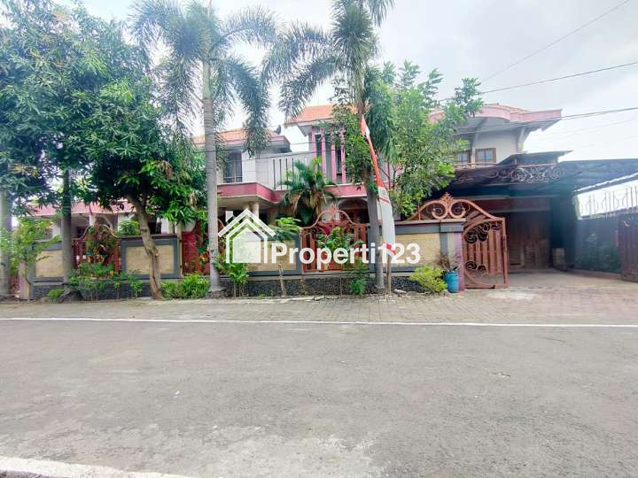 Rumah Dijual di Kota Semarang Dekat RS Columbia Asia Semarang, RSUP Dr Kariadi, The Park Mall Semarang, Simpang Lima Semarang - 1