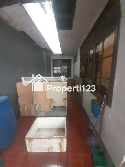 Dijual Rumah Mainroad di Jl. Rajawali Timur - 2