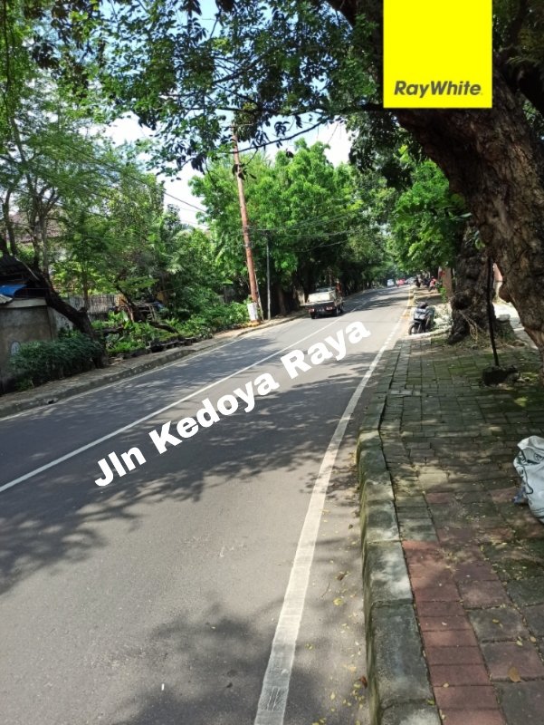 Tahan Hoek. Persimpangan Taman Kedoya Baru dan Jl Kedoya Raya - 8