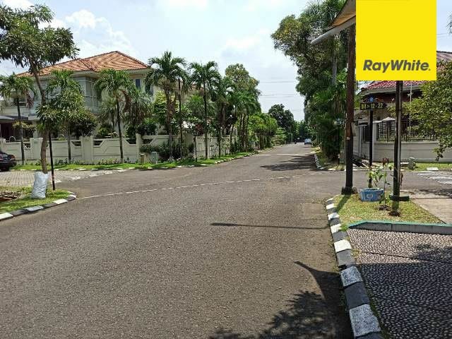 Rumah hoek siap huni di jalan utama Metro Permata - 3