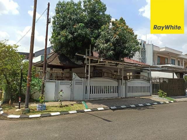 Rumah hoek siap huni di jalan utama Metro Permata - 5