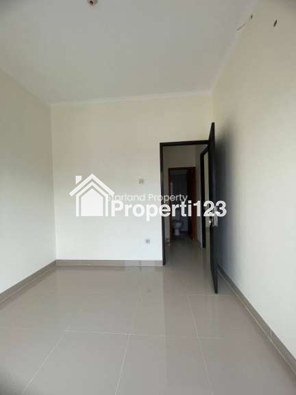 Rumah 2 lantai modern minimalis di Pondok Aren Bintaro - 4
