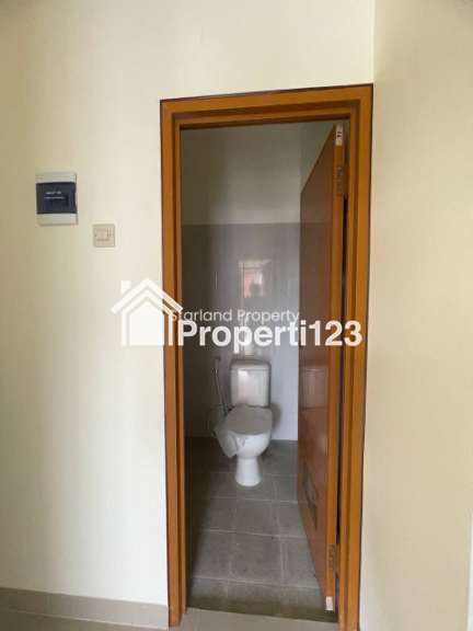 Rumah 2 lantai modern minimalis di Pondok Aren Bintaro - 5