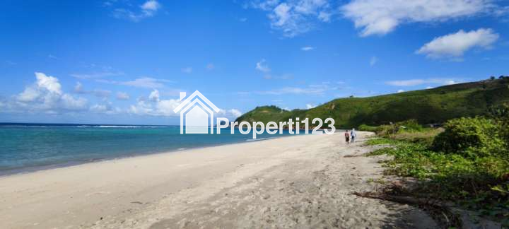 Dijual Cepat Tanah Tepi Pantai Pasir Putih, Pantai Torok Lombok Tengah - NTB - 1