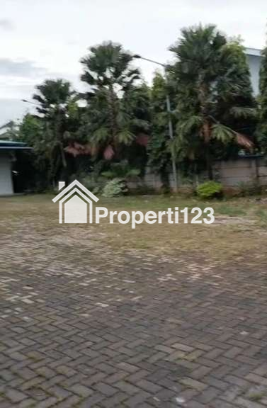 TANAH 2820 M2 MUKA 23 METER SHM HARGA NJOP  SUPER STRATEGIS UNTUK KOMERSIAL JASA DAN NIAGA DI JL. GATOT SUBROTO JAKARTA - 5