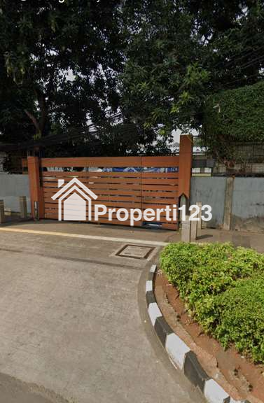TANAH 2820 M2 MUKA 23 METER SHM HARGA NJOP  SUPER STRATEGIS UNTUK KOMERSIAL JASA DAN NIAGA DI JL. GATOT SUBROTO JAKARTA - 1