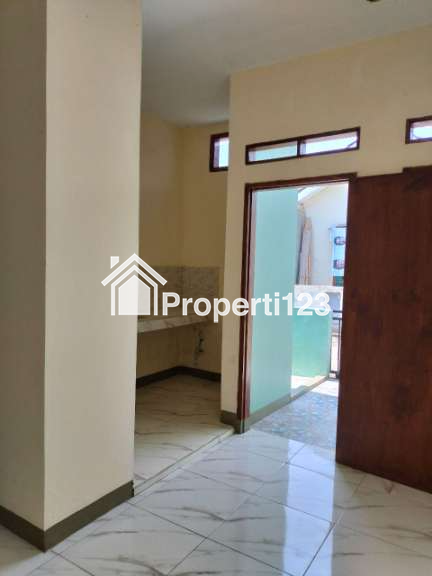 Rumah Hook Siap Huni – Akses Mudah ke Jalan Raya - 6