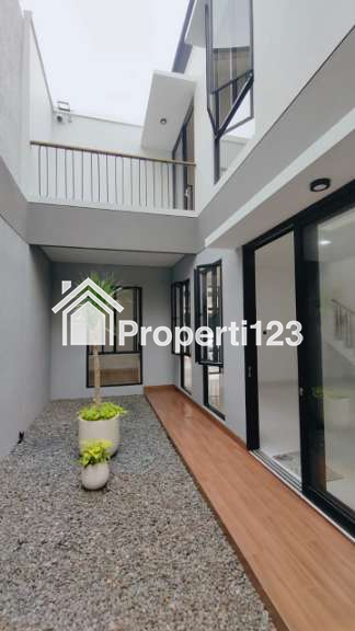 Rumah baru modern minimalis di Bintaro Jaya Tangsel - 8